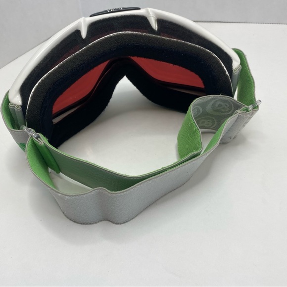 Bolle Mirrored Goggles Ski Bike Snowboarding Snowmobile Moto Unisex Junior - Picture 9 of 9